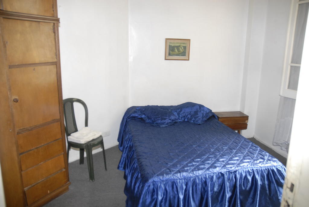 Hotel Aries Buenos Aires Kamer foto